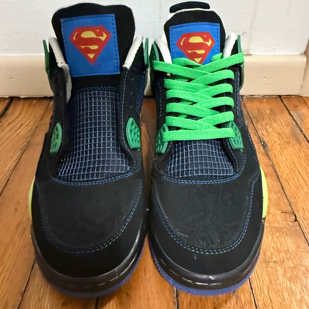 Sneakers - Black and Green with Superman Logo